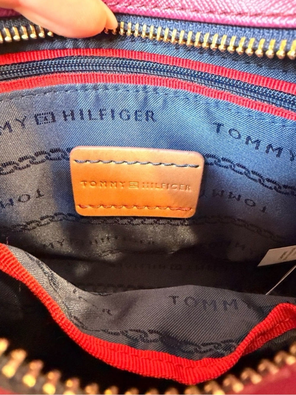 Tommy Hilfiger Signature Stripe Crossbody Bag - Picture 14 of 15